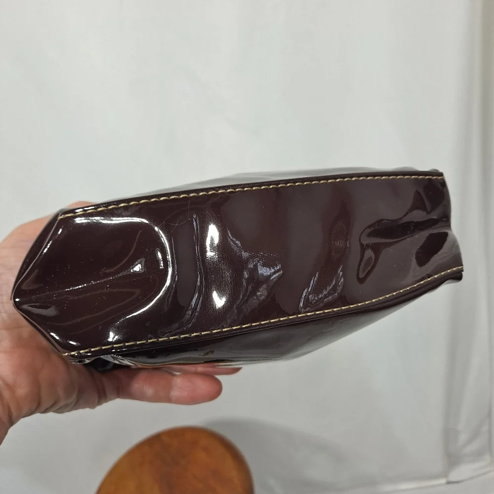 Estee Lauder Chocolate Brown Vinyl Makeup Bag